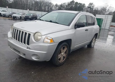 2008 Jeep Compass Sport z USA, uszkodzony, nr VIN 1J8FT47W98D694199